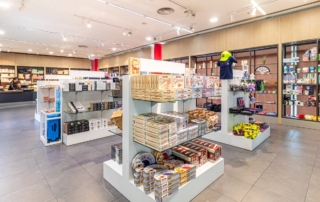 Cajas regalo con productos típicos para regalar