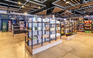 Productos típicos de higiene y belleza basado en aceite de oliva virgen extra listos para comprar