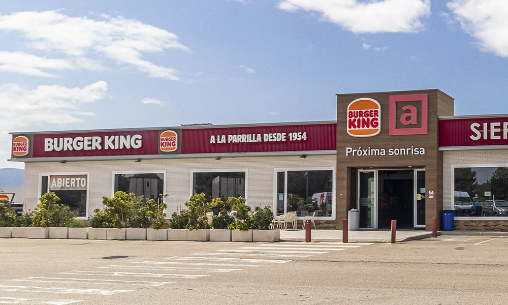 Burger King en área de servicio Abades Sierra Espuña Andalucía